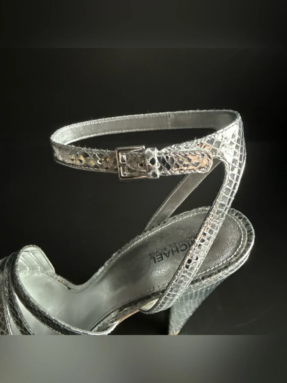 NIB Michael Kors Silver Leather Kimmy Strappy Sandal Heels Women’s Size 9.5